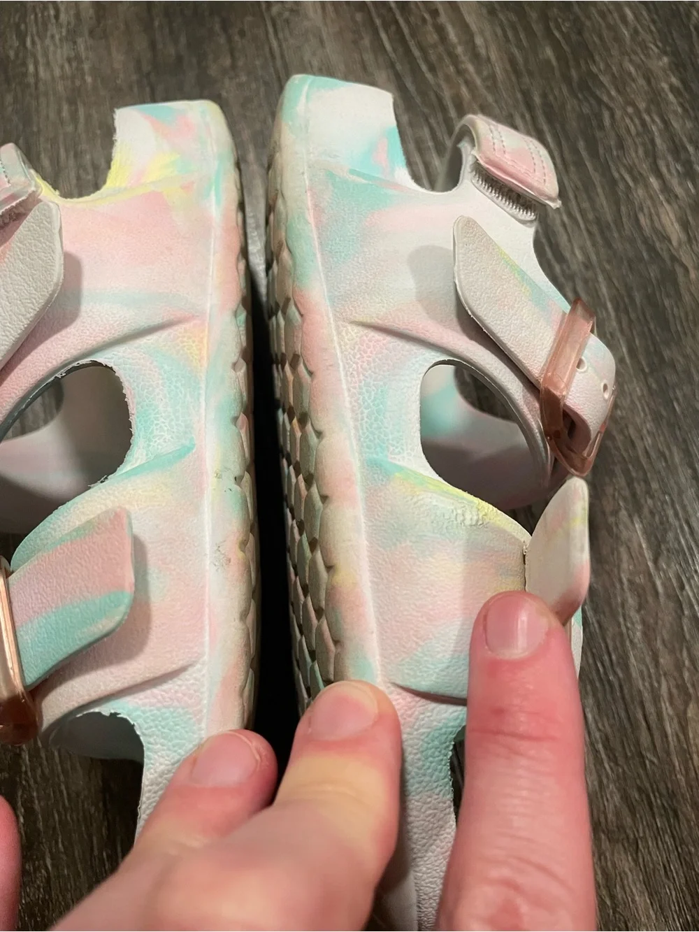 Cat & Jack Marbled Sandals 10
